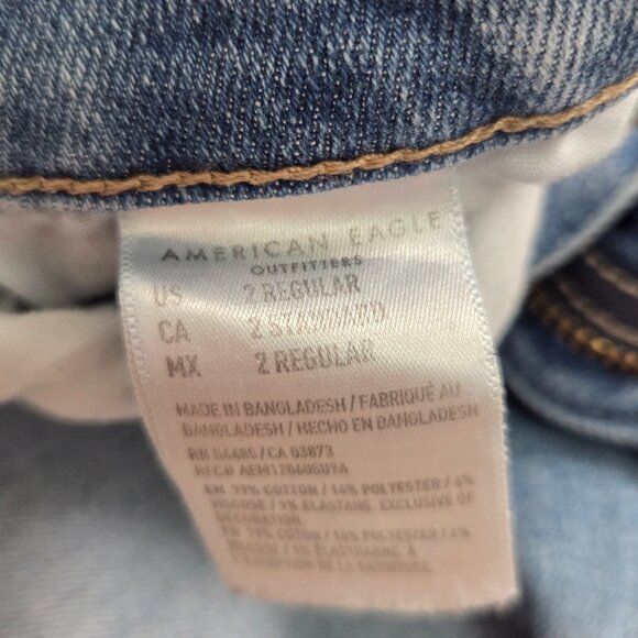 American Eagle Mom Stretch Jeans, size 2 - Picture 4 of 6
